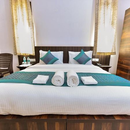 Rbm Residency Hotel Gurgaon Bagian luar foto
