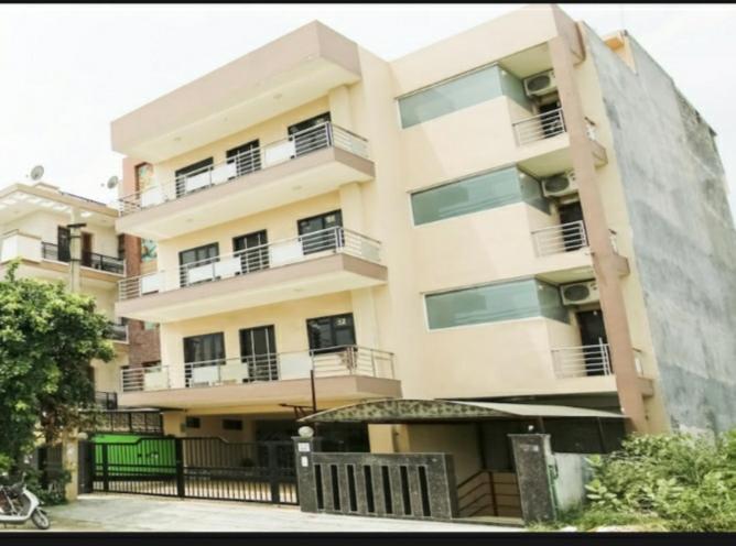 Rbm Residency Hotel Gurgaon Bagian luar foto
