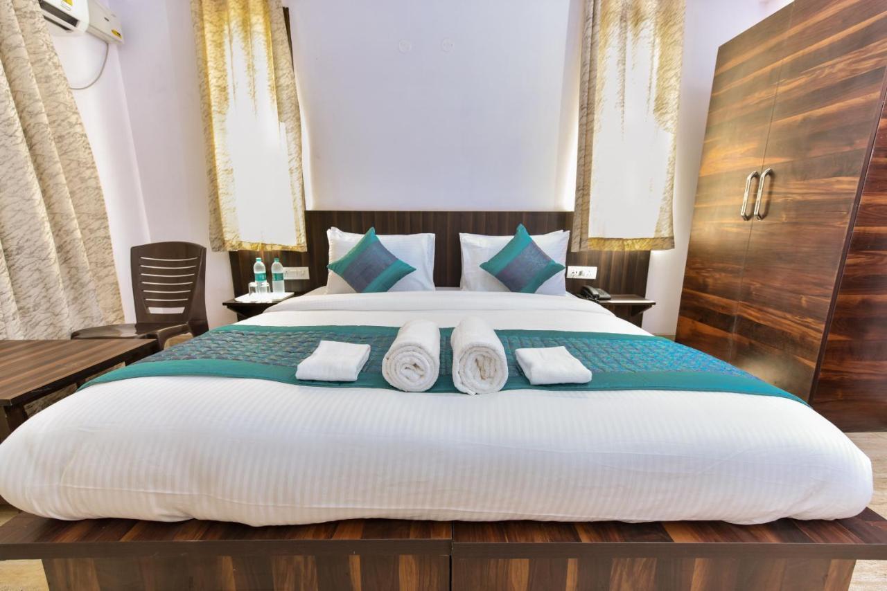Rbm Residency Hotel Gurgaon Bagian luar foto